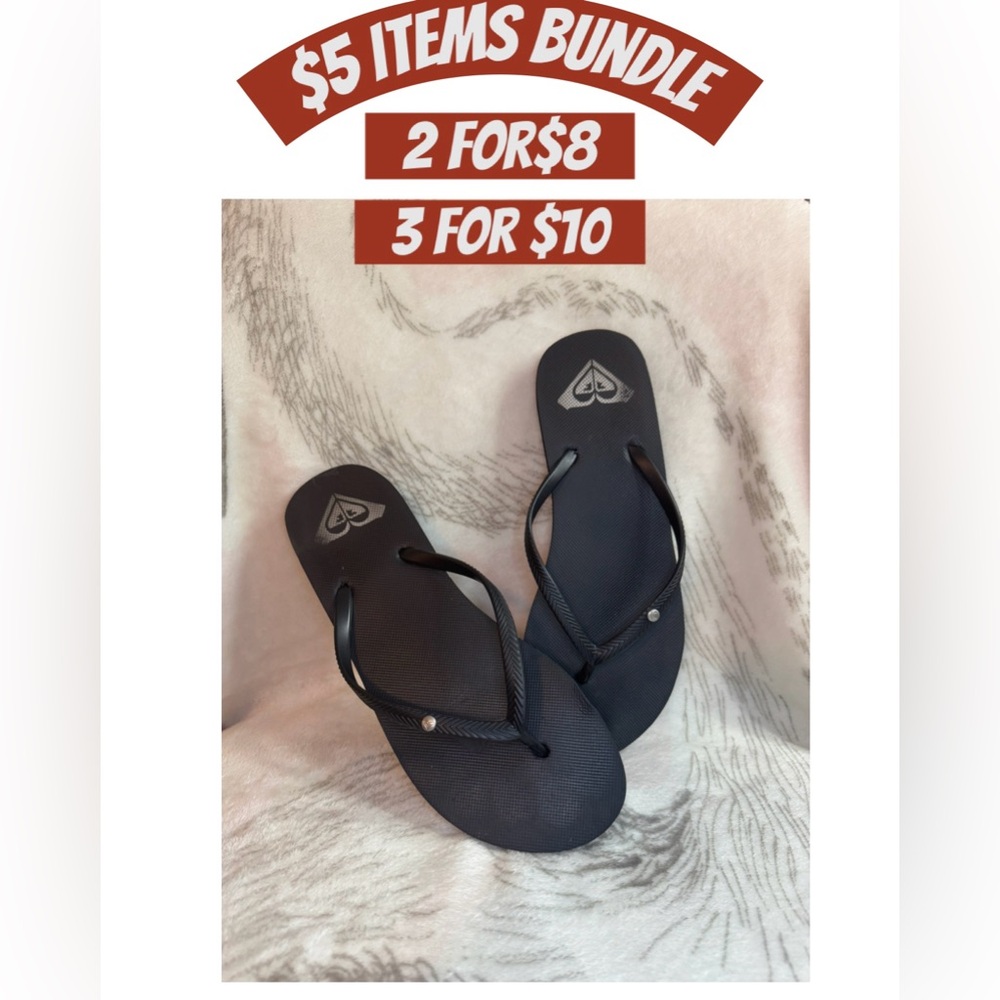 ROXY Slippers 8/9